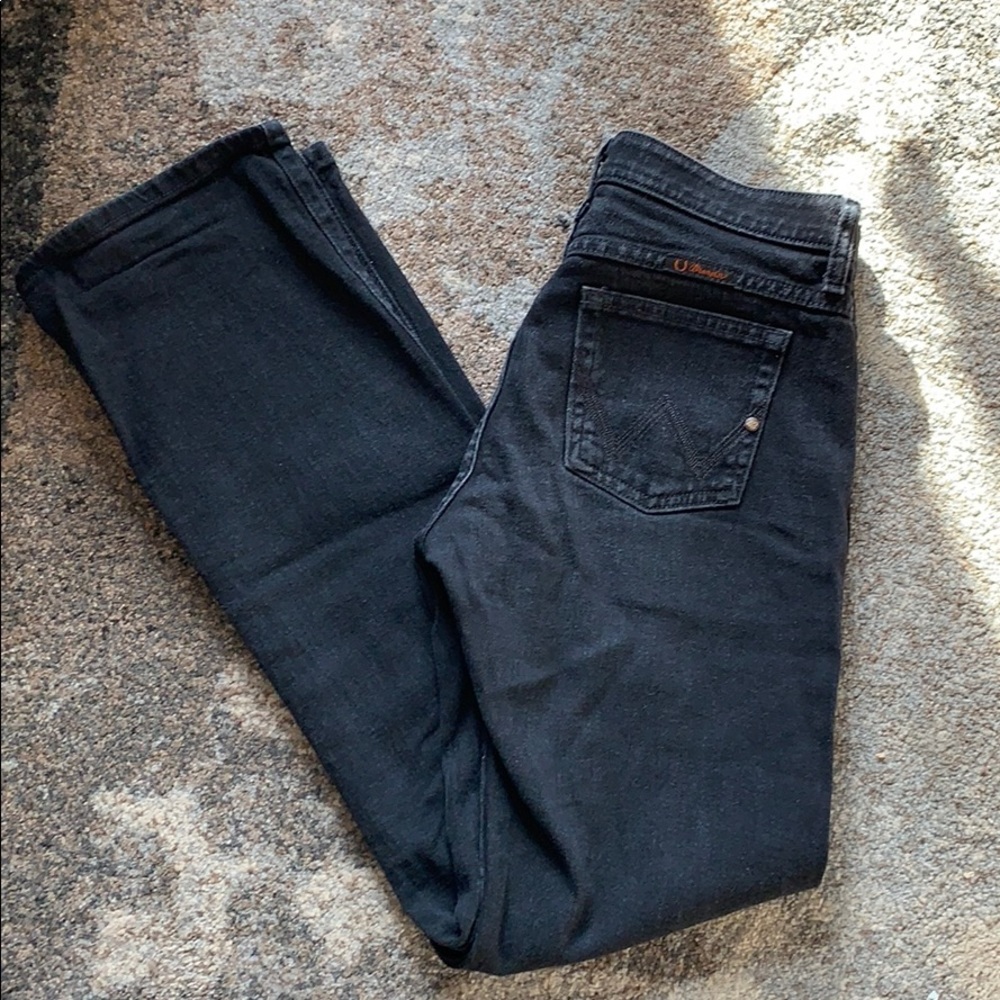 Woman’s Wrangler black Q-baby boot cut jeans